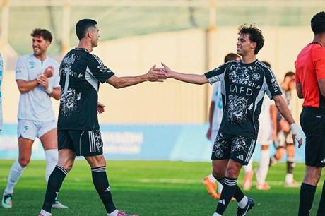 رونالدو يوجه رسالة لجماهير النصر السعودي - ملاعب 