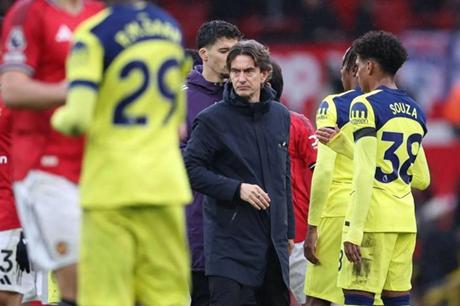 توتنهام هوتسبير في مأزق.. هل يهبط؟ - ملاعب 