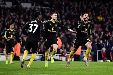 مان يونايتد يخشى مفاجآت فولهام بالدوري الإنجليزي - ملاعب 