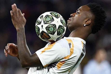 الهلال السعودي يفتح الباب رسمياً أمام فينيسيوس - ملاعب 