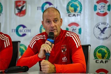 لماذا يتريّث الأهلي في إقالة توروب رغم تراجع النتائج؟ - ملاعب 