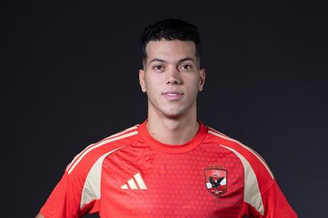 الأهلي يبدأ خطوات تجديد عقد إمام عاشور - ملاعب 