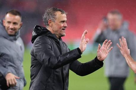 انريكي: هذه المباريات بحاجة إلى ضغط عالي ودفاع قوي - ملاعب 