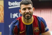 سيرجيو-أجويرو-المهاجم-الأرجنتيني-الدولي-الذي-انضم-إلى-برشلونة-من-800x600