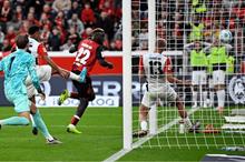 باير ليفركوزن يقتنص فوزاً ثميناً من فرانكفورت.1080