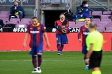 100-000658-barcelona-fine-messi-maradona-shirt_700x400