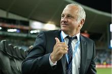 graham-arnold-sydney-fc_tmgw9v7oke7a115ffws1910m1