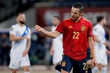 1372368-اليونان-ضد-إسبانيا-(1)