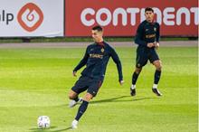 637b578f42360428f8505e96