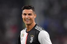 99-143500-cristiano-ronaldo-mustache_700x400