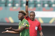 98-161557-caf-tunisia-mali-referee_700x400
