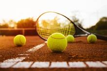 Tennis-Racket-and-Balls-1