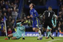 تشيلسي المتعثر أمام برايتون بهدف قاتل ينتزع الوصافة من ليفربول