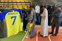 138-105543-al-nassr-fans-ronaldo-7-shirt-2