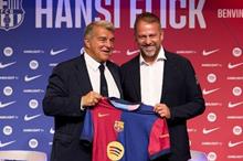 FC-Barcelona-Unveil-New-Head-Coach-Hansi-Flick