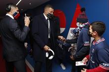 711426-مبابي-قبل-مباراة-باريس-سان-جيرمان