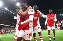 arsenal-celebrate-eddie-nketiah-goal-vs-leeds-2021_1lx7q3ph1oiry1fykyb17m45i7