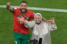 حقيقة-وفاة-والدة-سفيان-بوفال-لاعب-المنتخب-المغربي-1