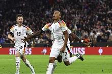 59885-احتفال-جيمي-ليويلينج