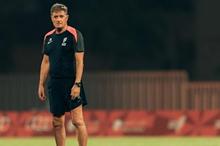 Mitchell-Al-Qadisiyah-coach