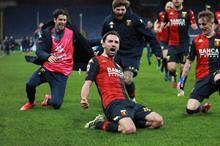 rUZNtM3AEB7DFA-6195-4CE2-B95D-F51682ED5957