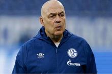98-140948-christian-gross-shalke-manager-alzahemar_700x400