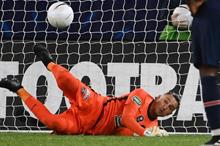 keylor-navas-saves-from-the-penalty-spot_1njjhlhizb2r316avqgd5urrpr