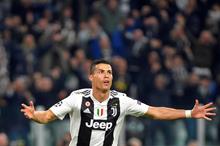 2018-11-07T212943Z_1359795933_RC11CB134260_RTRMADP_3_SOCCER-CHAMPIONS-JUV-MUN