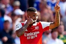 100-221007-gabriel-jesus-arsenal-fans_700x400