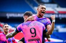 415892-EzQlGXoVUAEd-Km