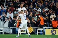 389215-احتفال-بنزيما-ورودريجو