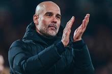 pep-guardiola-applauds-fans (1)
