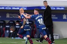 sandro-huesca-real-sociedad-laliga_1tebkoscqaj3a1tkdxpulu3rk5