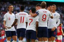 138-233947-england-record-1000game_700x400