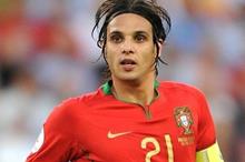 large-نونو-غوميز-يضع-حدا-لمسيرته-الكروية-af5fa