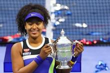 نعومي-أوساكا