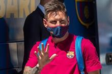 100-205358-corona-virus-supports-messi_700x400